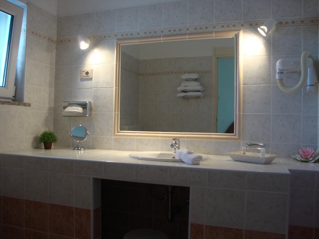 Camping Residence Chalet La Pomposa Terrazzoni Bonifacio (Corsica) Quarto foto