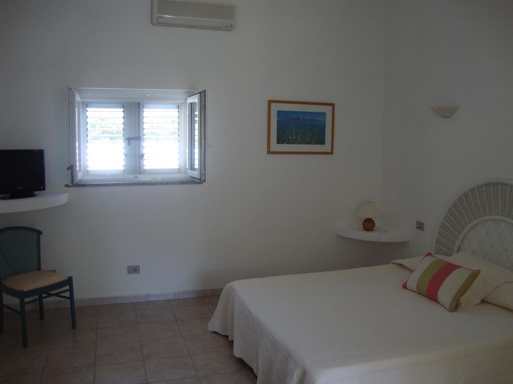 Camping Residence Chalet La Pomposa Terrazzoni Bonifacio (Corsica) Quarto foto